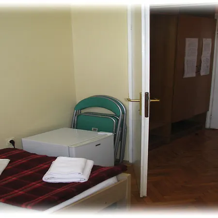 Zeleznicar Hotel *